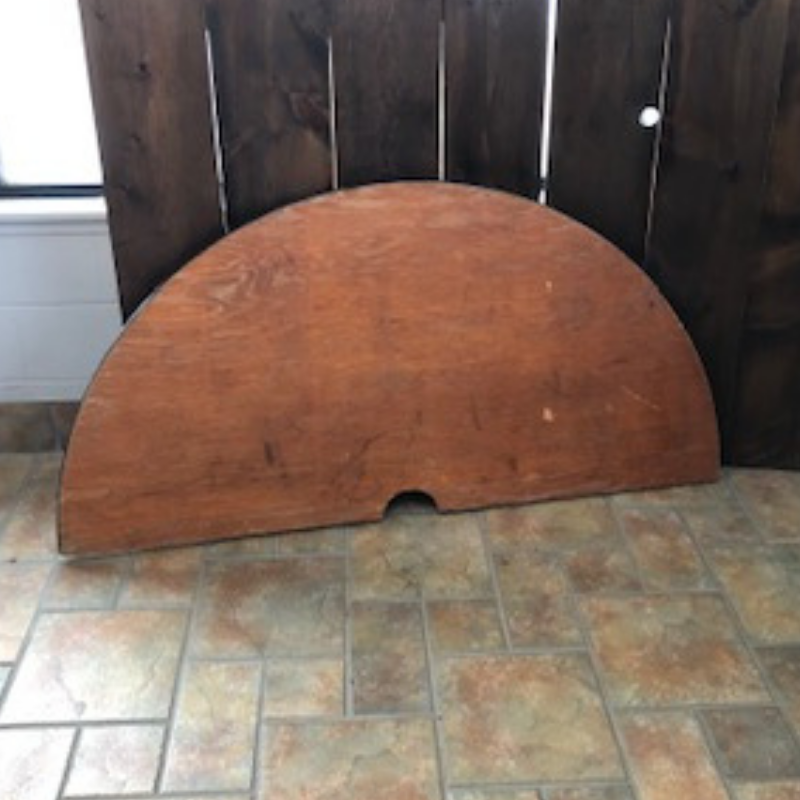 1/2 Round Tables Image