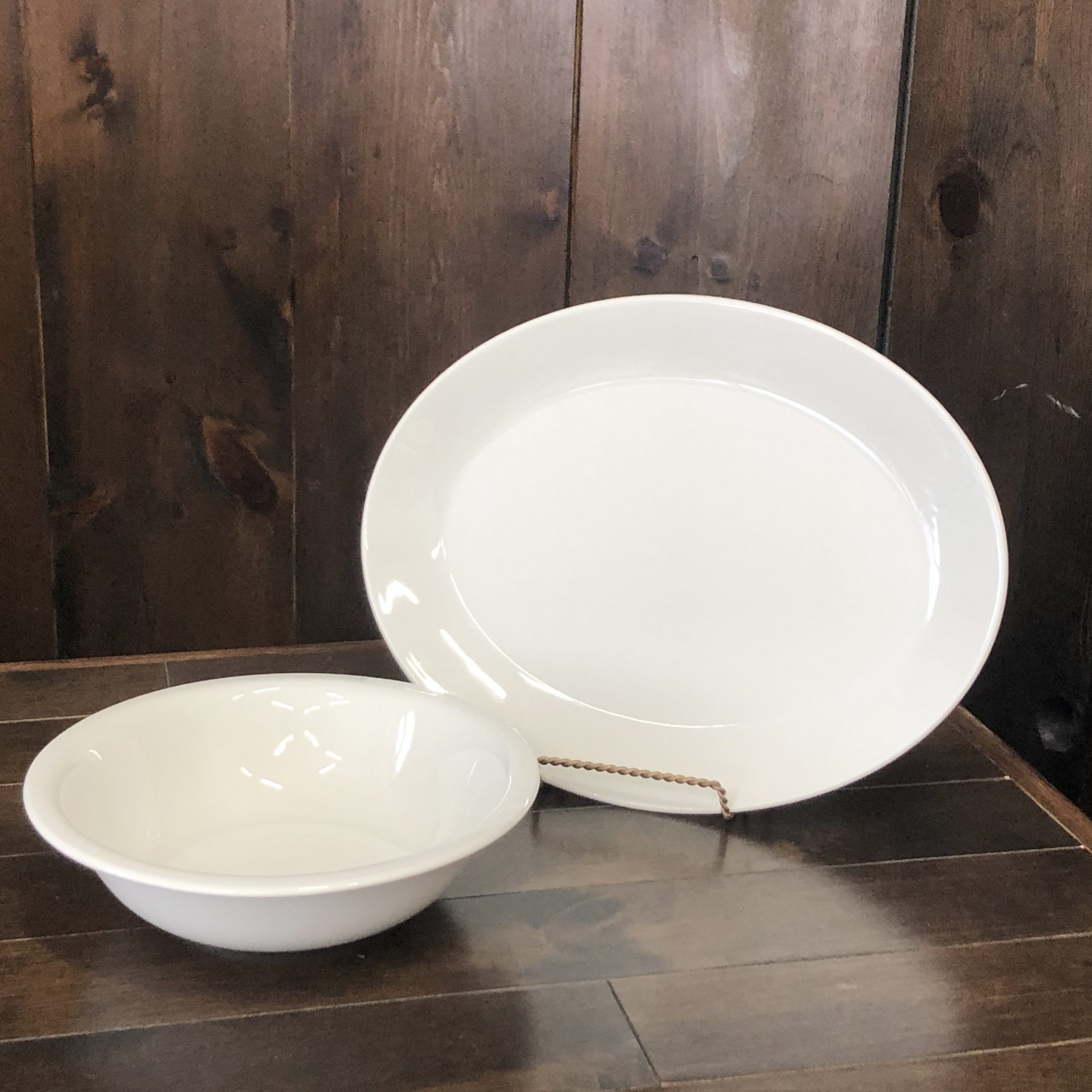 Serving Bowls & Meat Platters Image