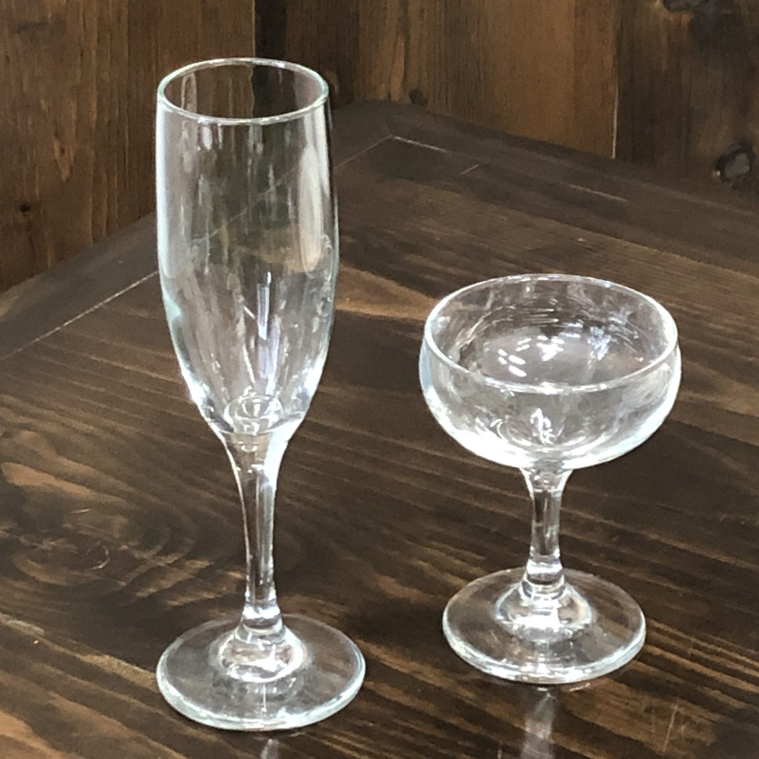 Champagne Glasses Image
